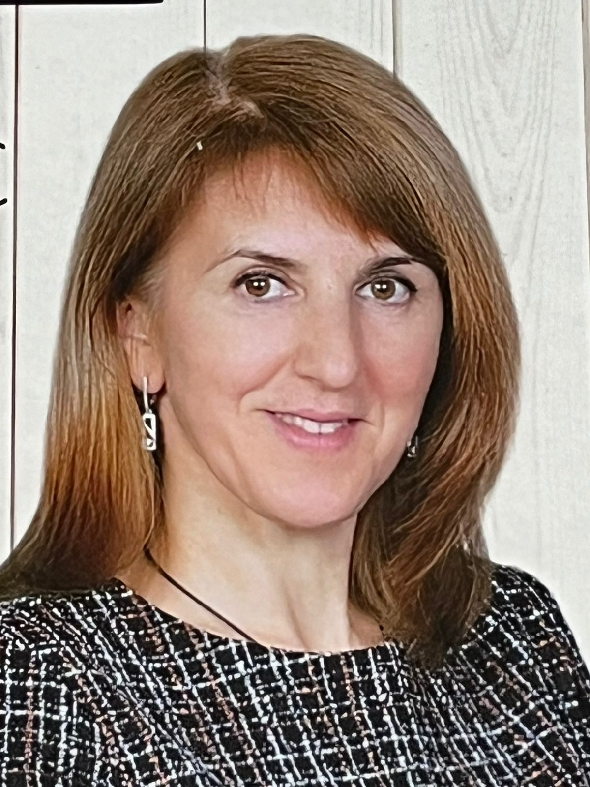 Суставова Ирина Петровна.